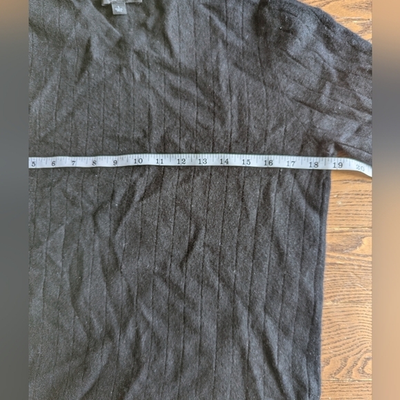 Apt. 9 100% cashmere V-neck black sweater ribbing stripe Men's size Large - Picture 6 of 8